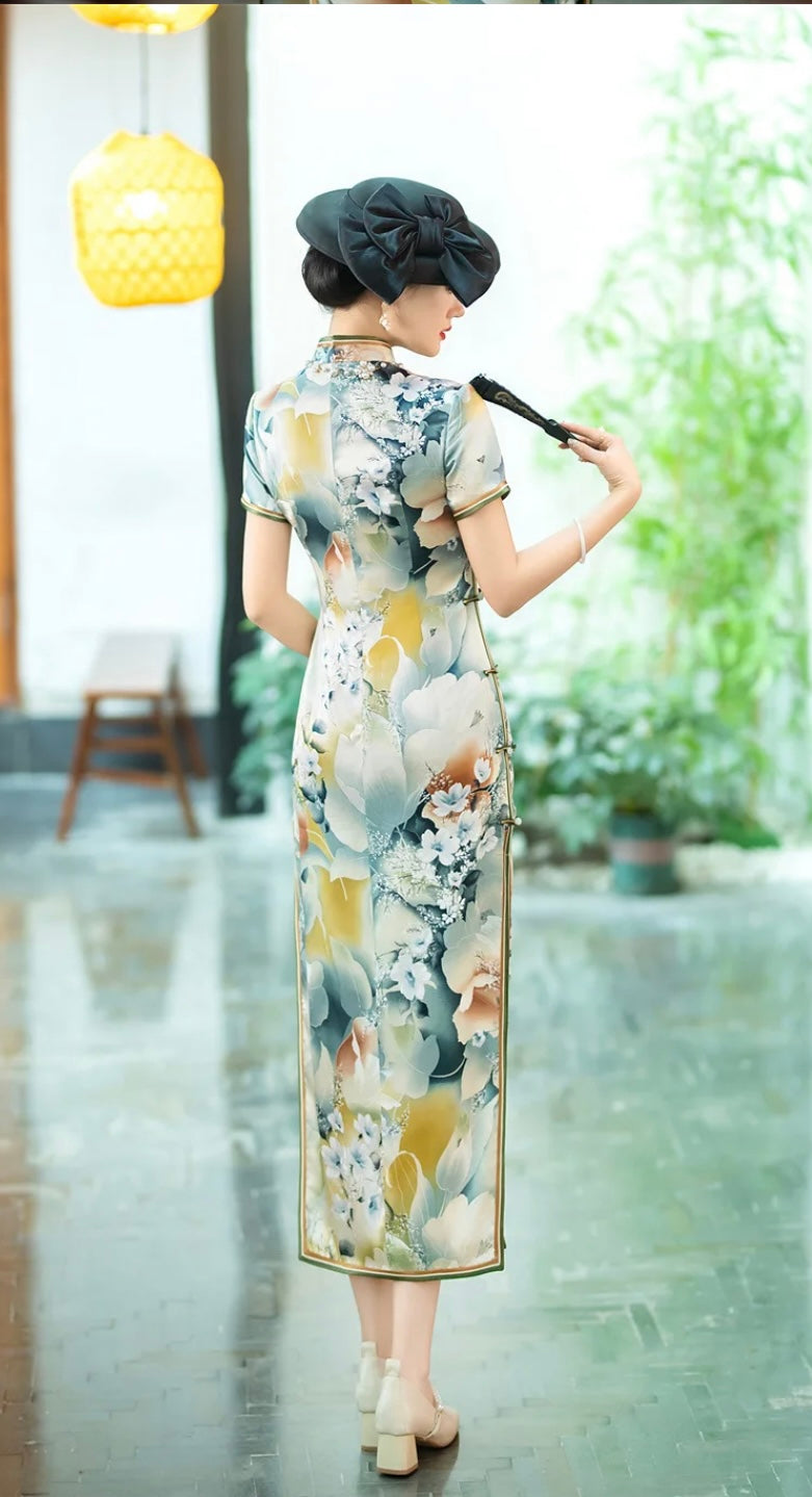 Long Mulberry Silk Cheongsam Dress in Summer Floral Pattern