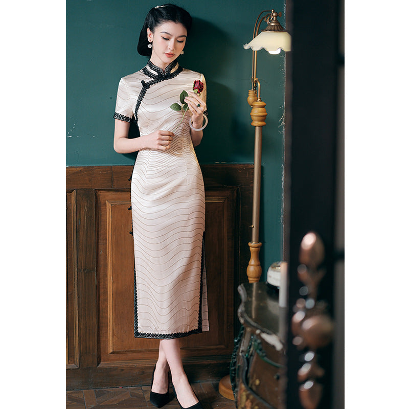 Limited Collection: Luxurious Mulberry Silk Long Cheongsam in Pearl White Light Graphic Pattern with Black Lace Piping