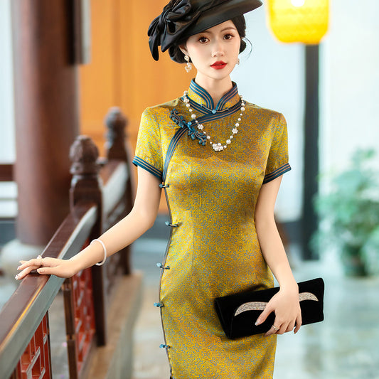 Long Mulberry Silk Cheongsam in Luxurious Golden Pattern